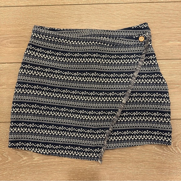 LF One Way Blue Patterned Mini Skirt - Picture 2 of 6